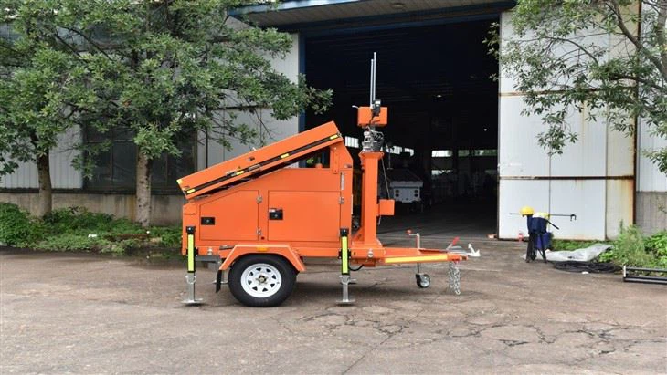 Mobile Solar Surveillance Tower With CCTV Systems And LED Lights